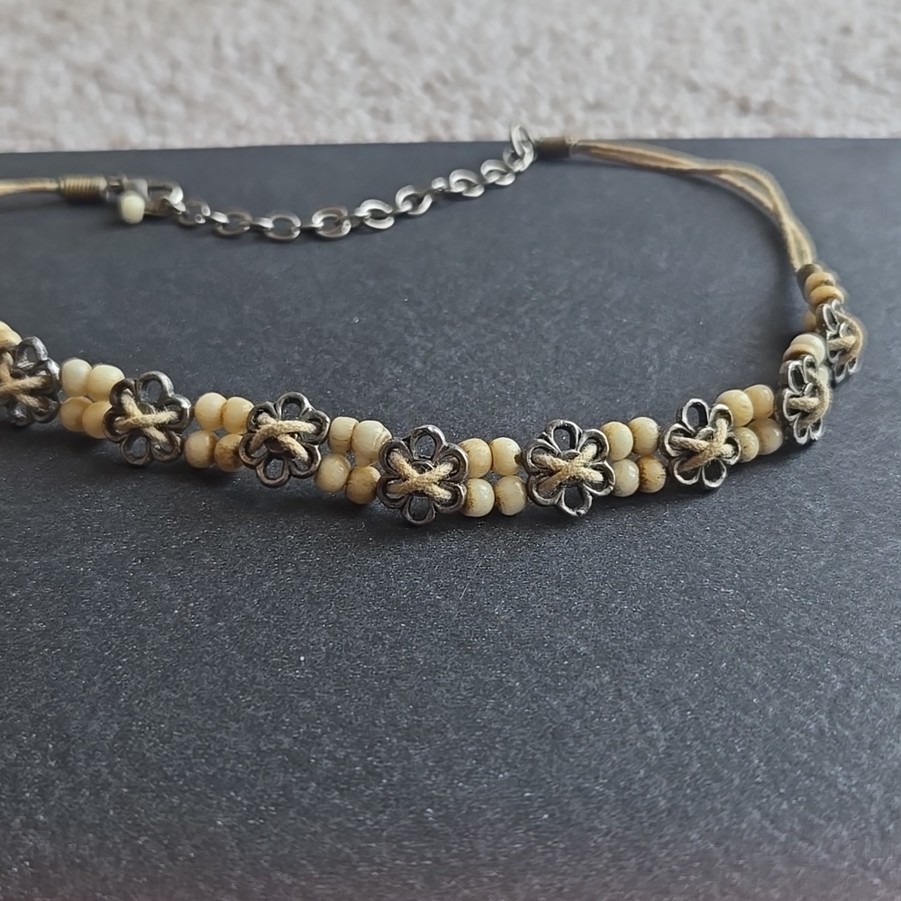 Handmade Bone Beaded And Metal Flower Cord Choker Necklace in Cream and Silver